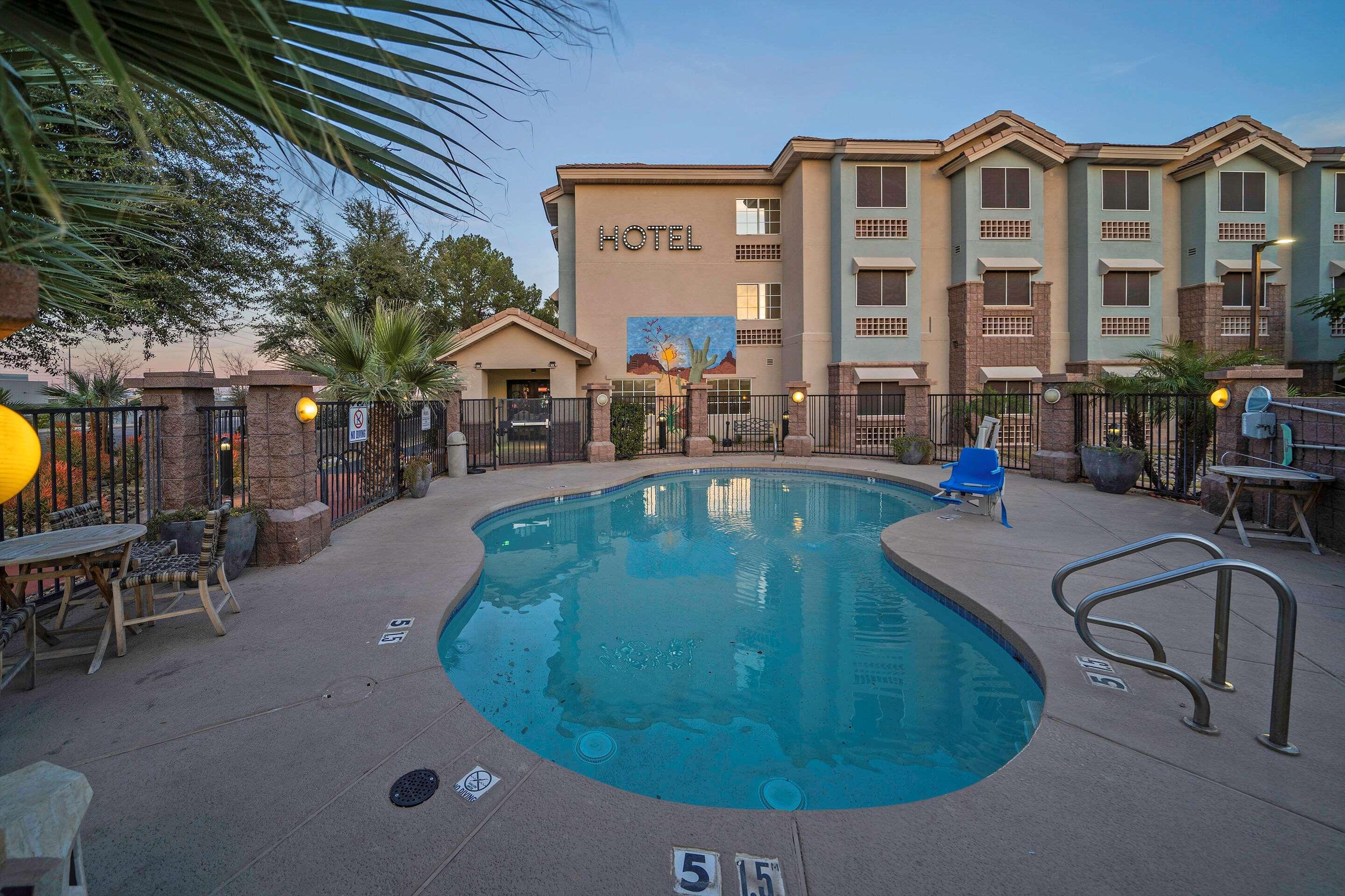 La Quinta Inn & Suites By Wyndham Tempe University, Phoenix Zewnętrze zdjęcie
